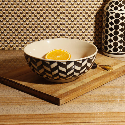 Khan Studio: Ceramic Serving Bowl (Microwave, Dishwasher Safe)