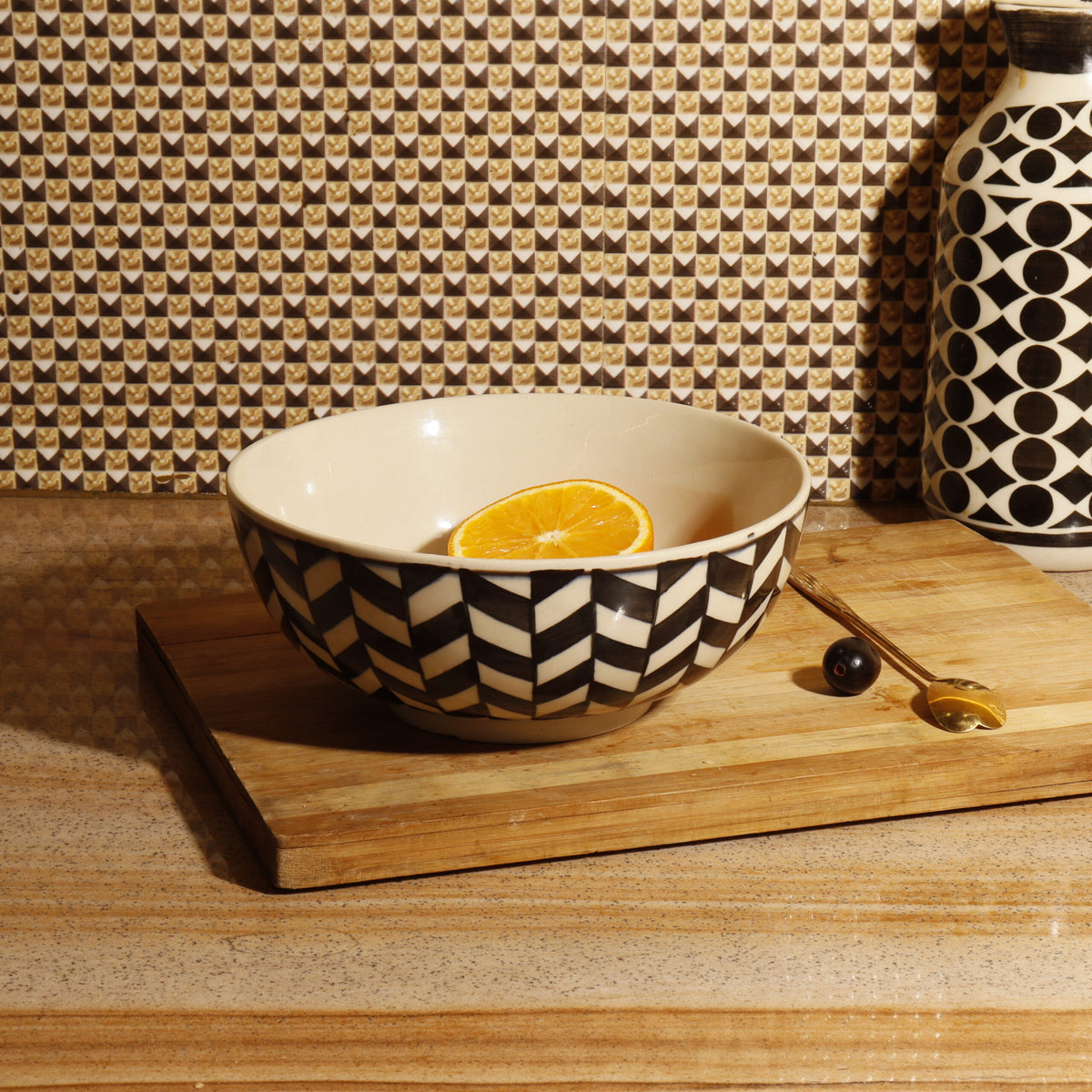 Khan Studio: Ceramic Serving Bowl (Microwave, Dishwasher Safe)